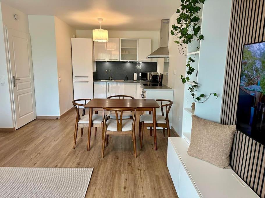 Suite Alya Appartement Proche Disneyland Marne-la-Vallee Ngoại thất bức ảnh