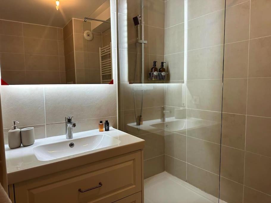 Suite Alya Appartement Proche Disneyland Marne-la-Vallee Ngoại thất bức ảnh